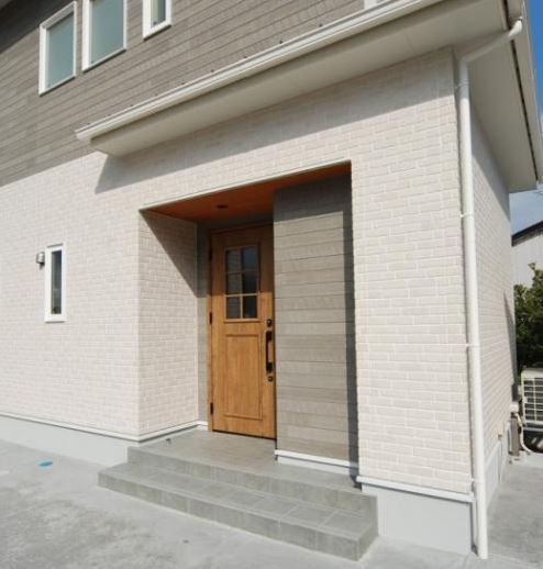 北新建工 【２０００万円台後半/富山市】北欧風な色づかいの家の建築実例画像2