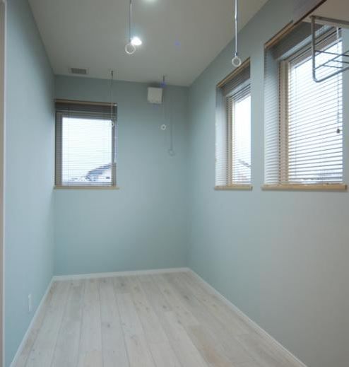 北新建工 【２０００万円台後半/富山市】北欧風な色づかいの家の建築実例画像9