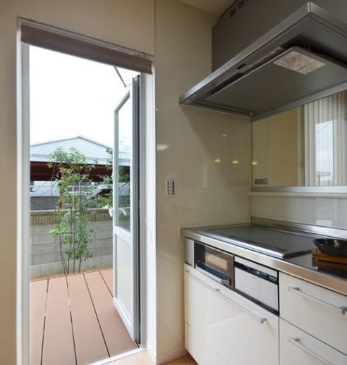 北新建工 【富山市/ウッドデッキ/収納充実/和室】ダイニングベンチが似合う、家族とつながれる高気密・高断熱の家の建築実例画像10