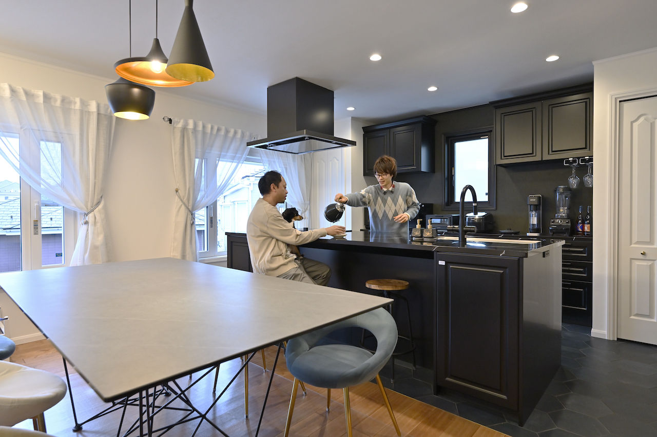 セルコホーム　横浜支店 【高気密・高断熱／インテリア／2階リビング】究極的な基本性能と遊び心が同居するマイホームの建築実例画像3