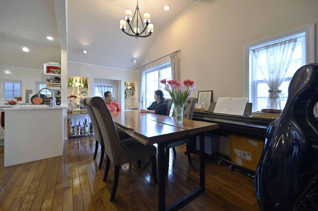 セルコホーム　横浜支店 【2階リビング／30坪台／クイーンアン・スタイル】3軒目で叶えた理想のカナダ輸入住宅の建築実例画像2