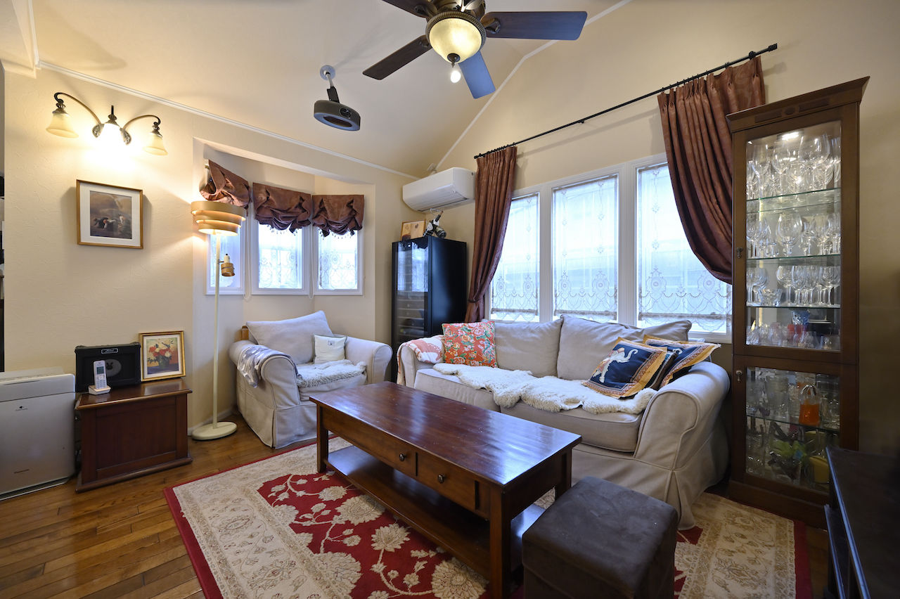 セルコホーム　横浜支店 【2階リビング／30坪台／クイーンアン・スタイル】3軒目で叶えた理想のカナダ輸入住宅の建築実例画像3