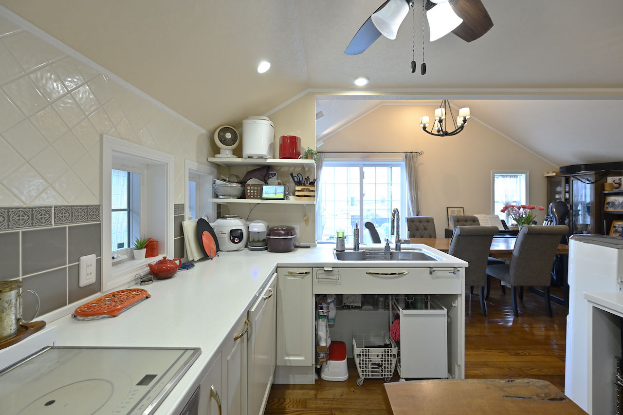 セルコホーム　横浜支店 【2階リビング／30坪台／クイーンアン・スタイル】3軒目で叶えた理想のカナダ輸入住宅の建築実例画像4