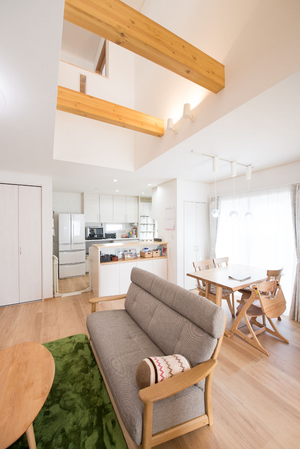 アルプスピアホーム 柔らかな日差しに包まれるナチュラルテイストの家の建築実例画像5