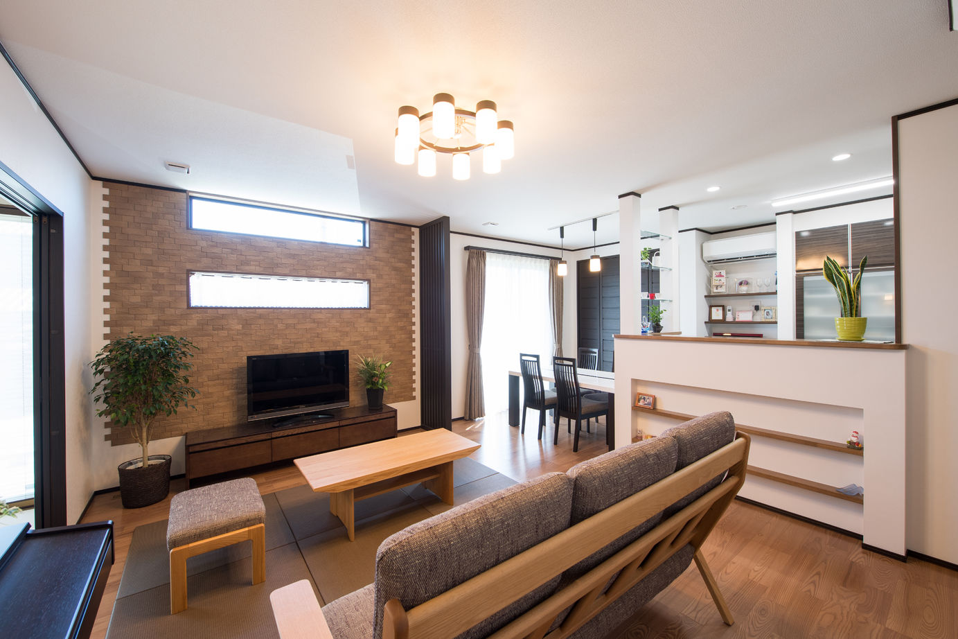 アルプスピアホーム 自由設計提案プラン「クレア」にインスパイアされたこだわりの家の建築実例画像2