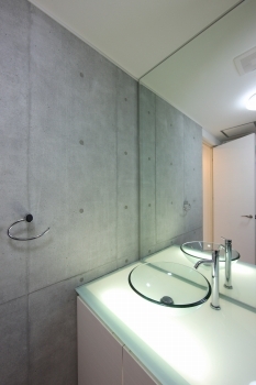 相馬建設 【2000万円台×ビルトインガレージ】ビルトインガレージで雨の日も安心！趣味を満喫できるRCの家【conon】の建築実例画像8