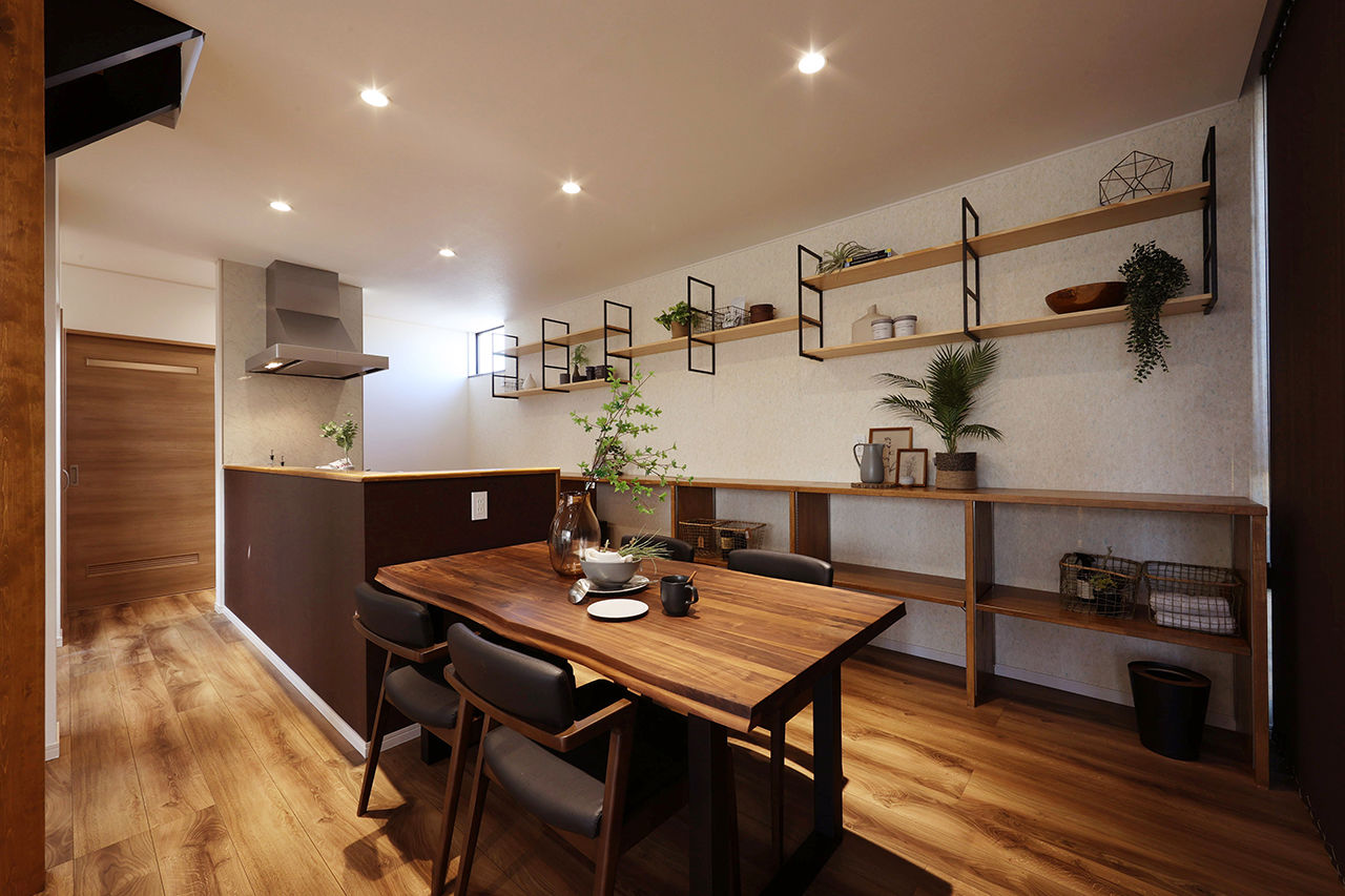 相馬建設 【間取図有｜2500万円～2999万円｜こだわりデザイン＆テラス】カフェ風のお洒落なLDKで友人たちとパーティの建築実例画像4