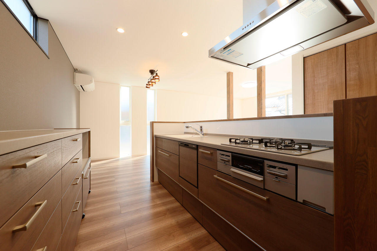 相馬建設 【愛知県｜2000万円台｜インナーガレージ｜間取り有】バイクガレージはアメリカン！収納充実＆家事ラクな家の建築実例画像4