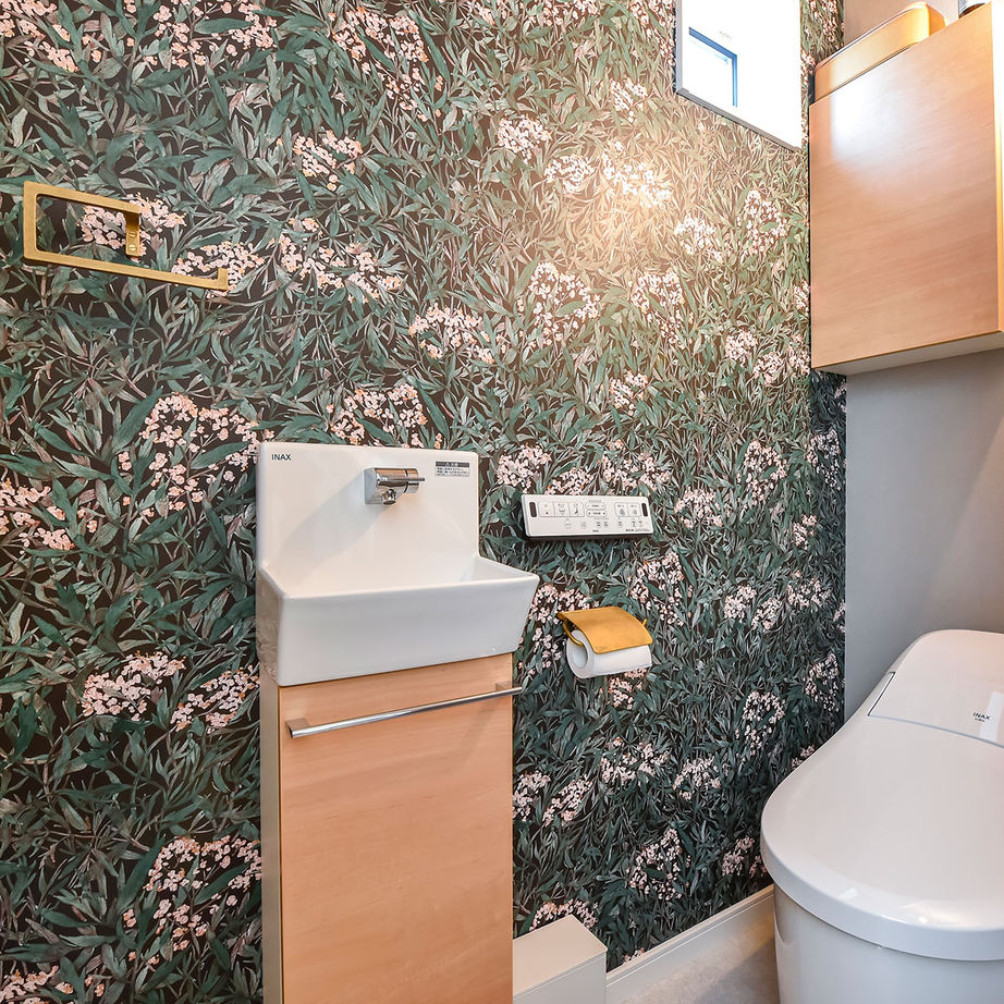 辰巳住宅 【間取り図あり/ DEN＋ウッドデッキ】カーテンレスでゆとりの住まいの建築実例画像10