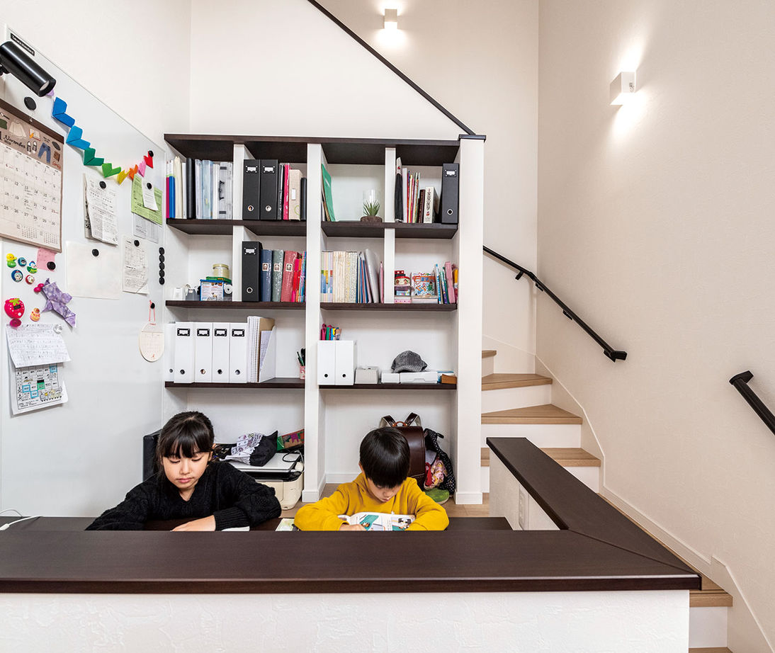 辰巳住宅 【間取り図あり/スキップフロア＋バルコニー】段差を楽しむ２世帯の家の建築実例画像6