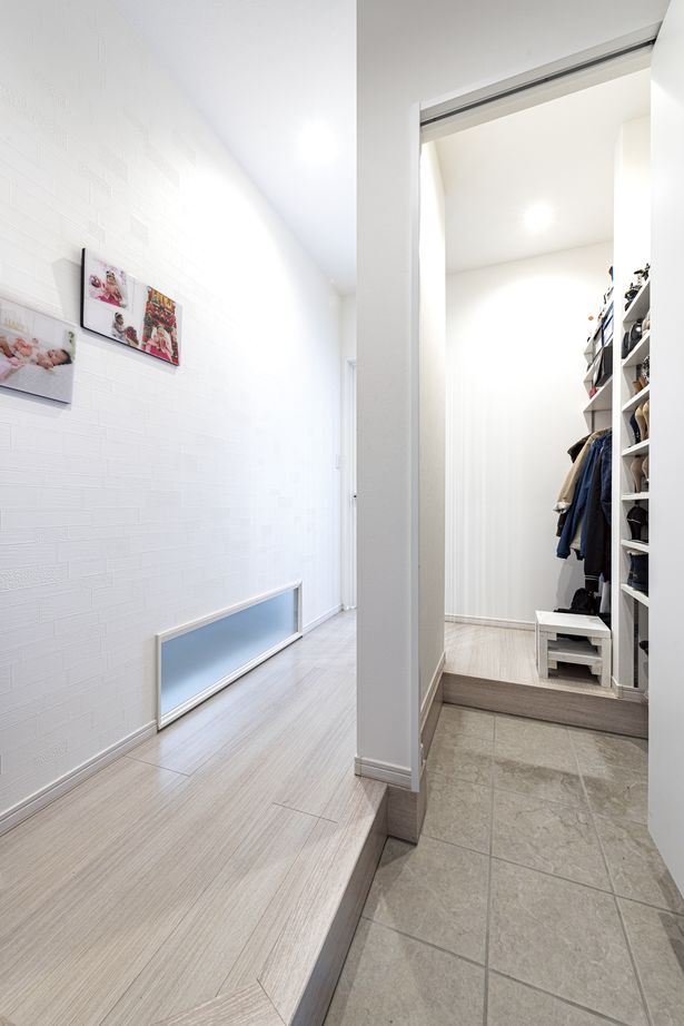 辰巳住宅 【間取り図あり/３LDK＋和室】リビング通る会話あふれる平屋の建築実例画像3