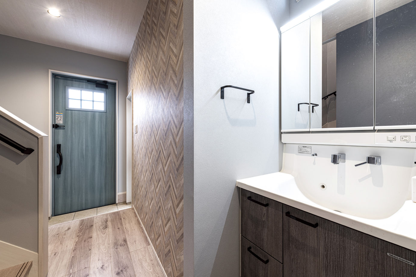 辰巳住宅 【美容室/2階リビング/間取り図有】愛猫・愛犬との暮らしを楽しめる店舗併用住宅の建築実例画像4