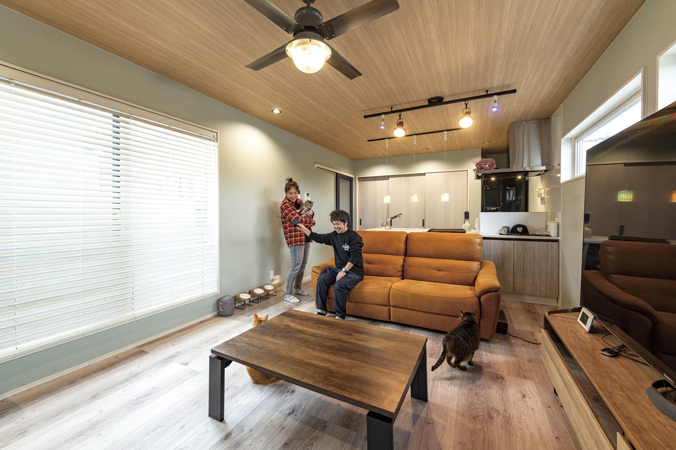 辰巳住宅 【美容室/2階リビング/間取り図有】愛猫・愛犬との暮らしを楽しめる店舗併用住宅の建築実例画像7