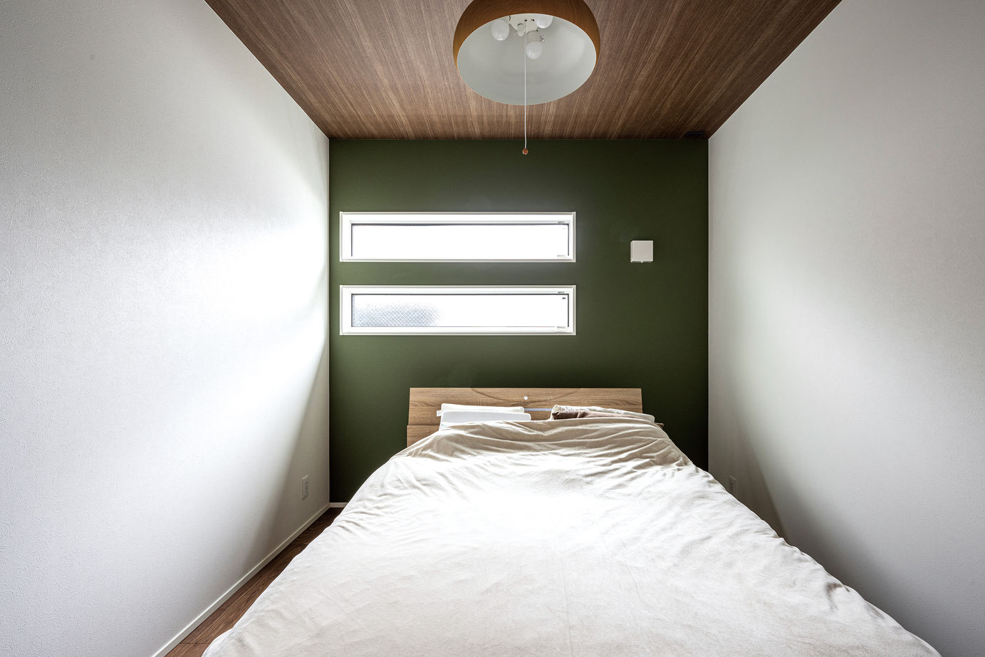 辰巳住宅 【ガレージ×平屋】こだわりの設備と空間で愛犬も快適な平屋の建築実例画像7