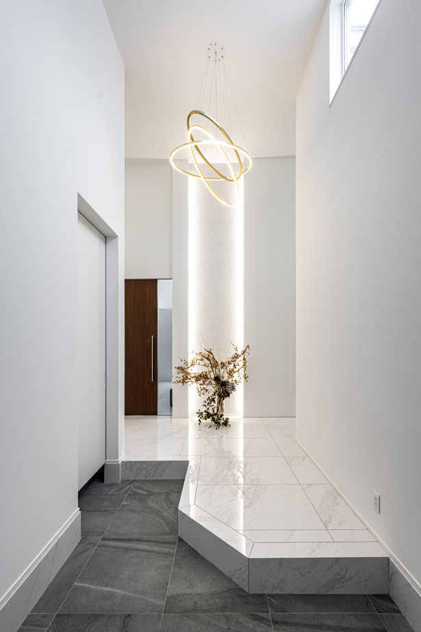 辰巳住宅 【平屋／84.6坪／ビルトインガレージ】建築士と共に上質な住空間を追求した、満足度100％の家の建築実例画像2