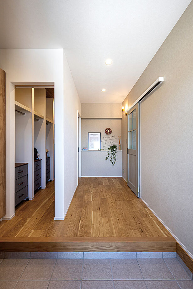 辰巳住宅 【３LDK＋畳スペース＋ウッドデッキ】収納と動線が暮らしを変える家の建築実例画像2