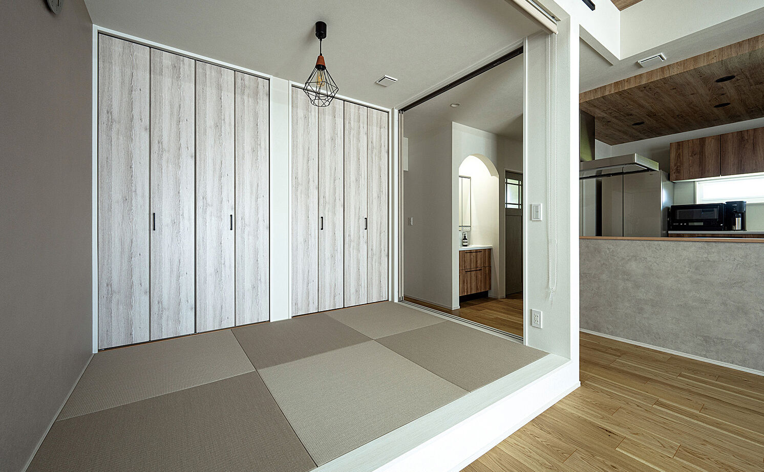 辰巳住宅 【３LDK＋畳スペース＋ウッドデッキ】収納と動線が暮らしを変える家の建築実例画像7