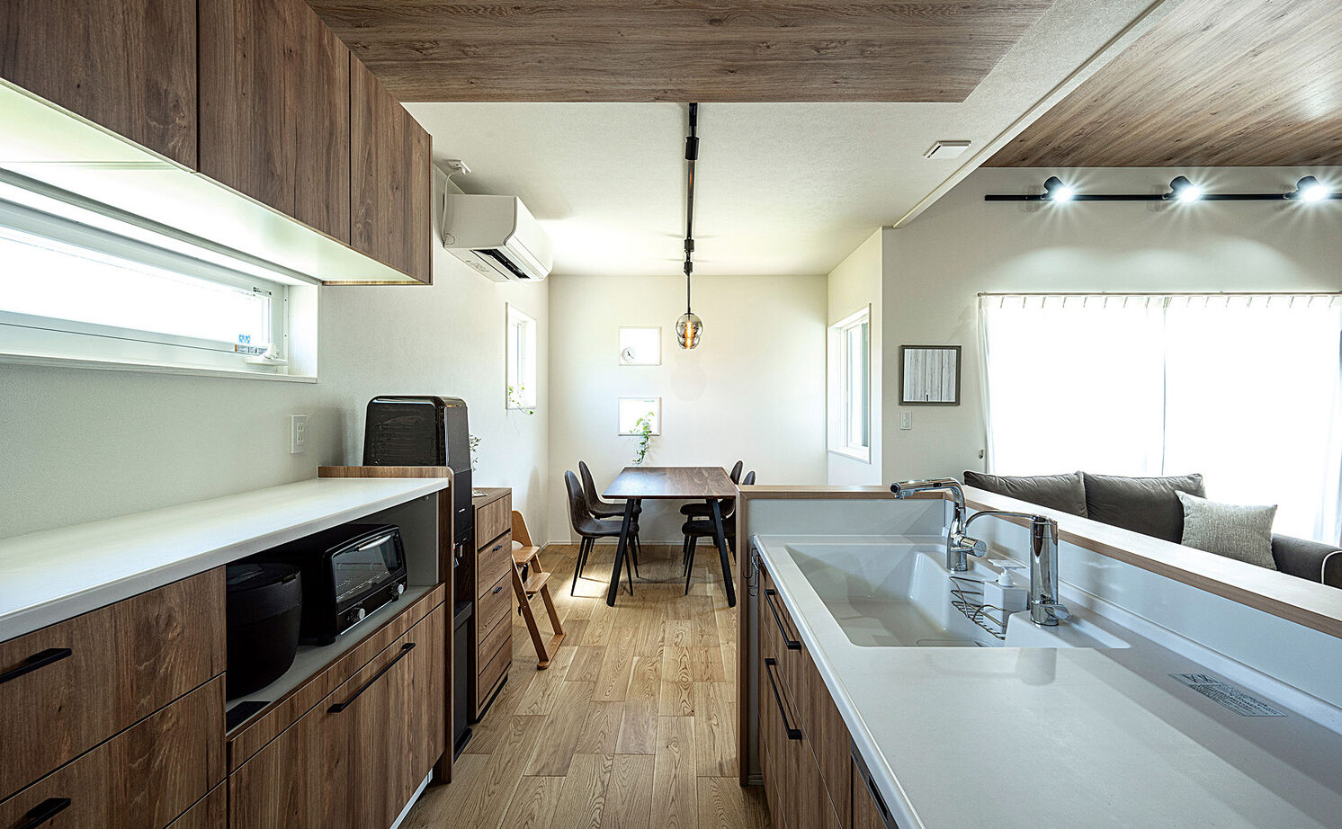 辰巳住宅 【３LDK＋畳スペース＋ウッドデッキ】収納と動線が暮らしを変える家の建築実例画像10