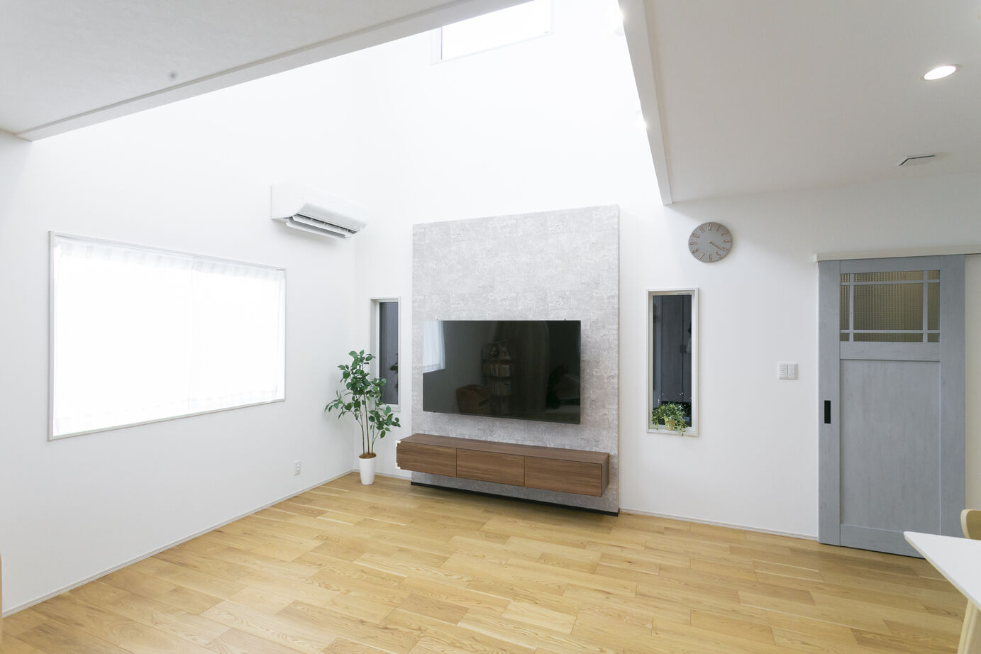 辰巳住宅 愛車と暮らすビルトインガレージの家の建築実例画像9