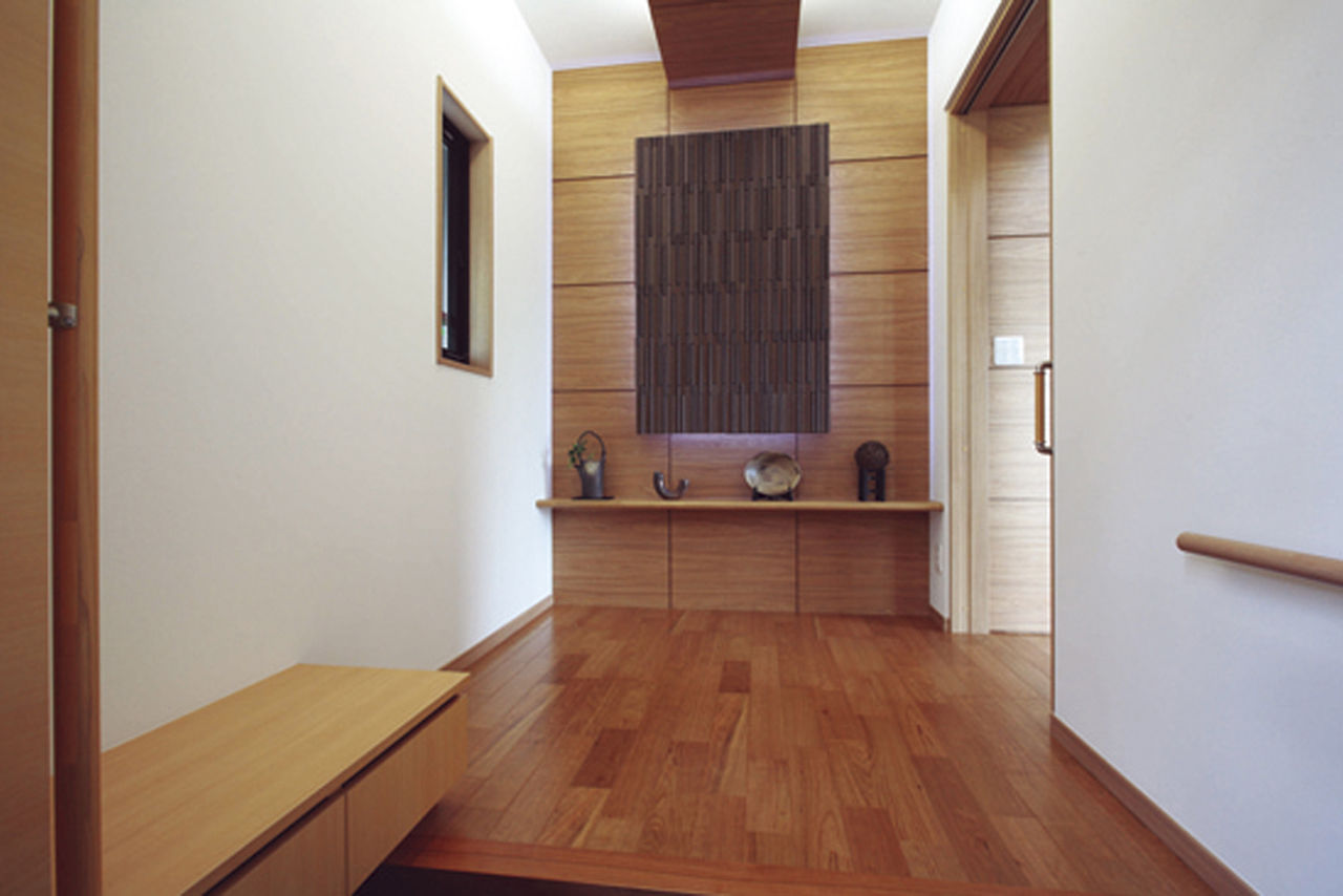 パナソニックビルダーズグループ　芙蓉ホーム 【～1499万円/30.2坪/大屋根/リビング勾配天井/インナーガレージ/玄関ホールデザイン壁】晩年を快適に過ごす夫婦理想の住まいの建築実例画像7