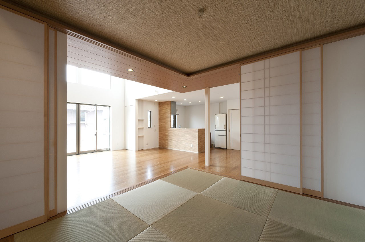 パナソニックビルダーズグループ　芙蓉ホーム 【1000万円台/37.9坪/LDK30帖+小上り和室6帖/LDK挽き板フロア/勾配天井】の建築実例画像5