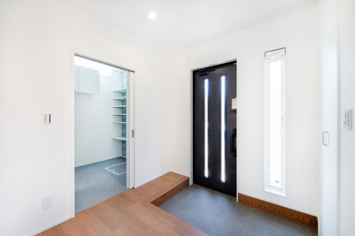 パナソニックビルダーズグループ　芙蓉ホーム 【2000万円台/4LDK/36坪/20畳LDK/大容量パントリー/家事動線重視/ランドリールーム/ファミリークローゼット】の建築実例画像4