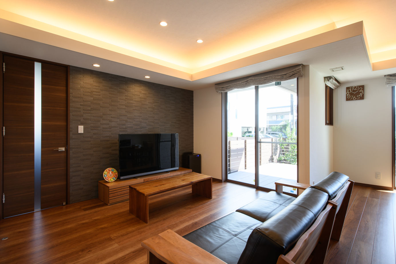 ロイヤルウッド 【2000万円台×35坪×ガレージ|間取り有】「子育てがしやすく飽きの来ない家に。帰って来てホッとします」の建築実例画像3