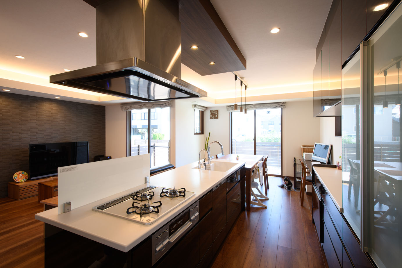 ロイヤルウッド 【2000万円台×35坪×ガレージ|間取り有】「子育てがしやすく飽きの来ない家に。帰って来てホッとします」の建築実例画像4