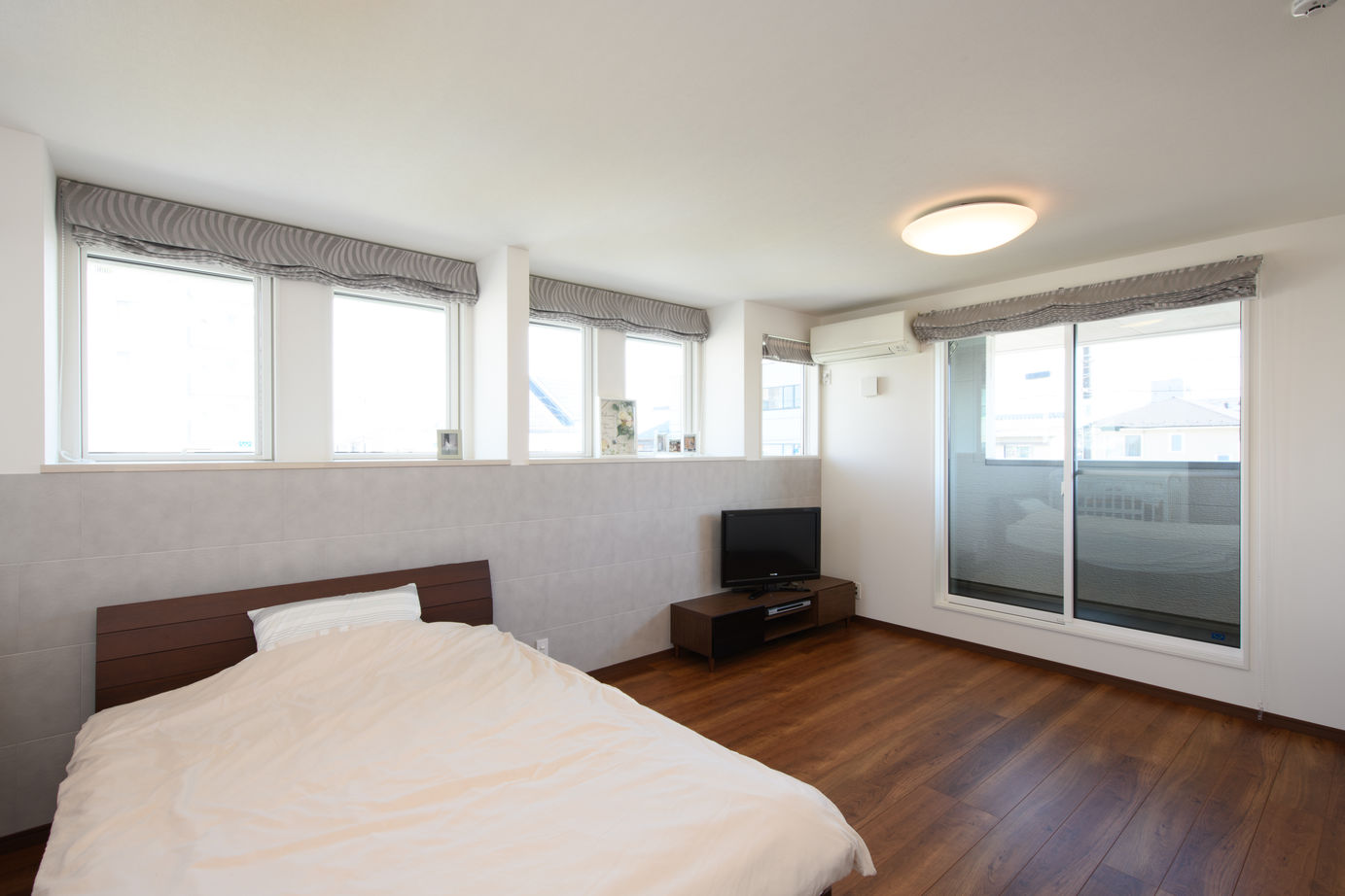 ロイヤルウッド 【2000万円台×35坪×ガレージ|間取り有】「子育てがしやすく飽きの来ない家に。帰って来てホッとします」の建築実例画像8