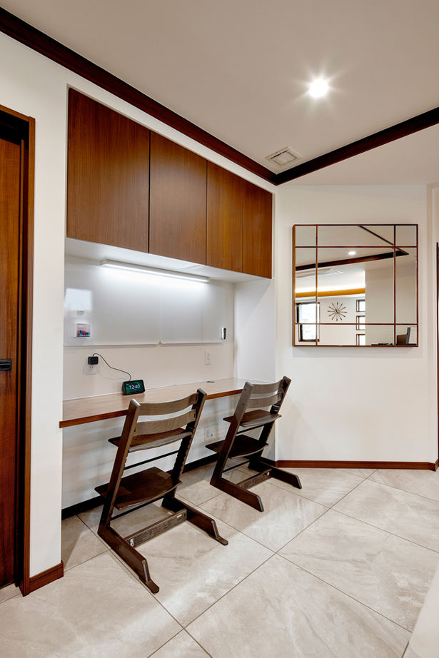 ロイヤルウッド 【95坪×二世帯住宅】凹凸のあるデザインと素材感が際立つ外観、室内の静寂。二世帯が心豊かに暮らせる邸宅の建築実例画像15