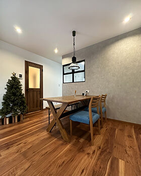 ロイヤルウッド 【31坪×ヴィンテージデザイン】土地の魅力を最大化する設計力で、自分らしい空間を実現の建築実例画像3