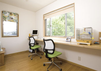 間中工務店 【1000万円台・間取図有】光あふれる南向きリビングで子どもの成長を健やかに育むの建築実例画像3