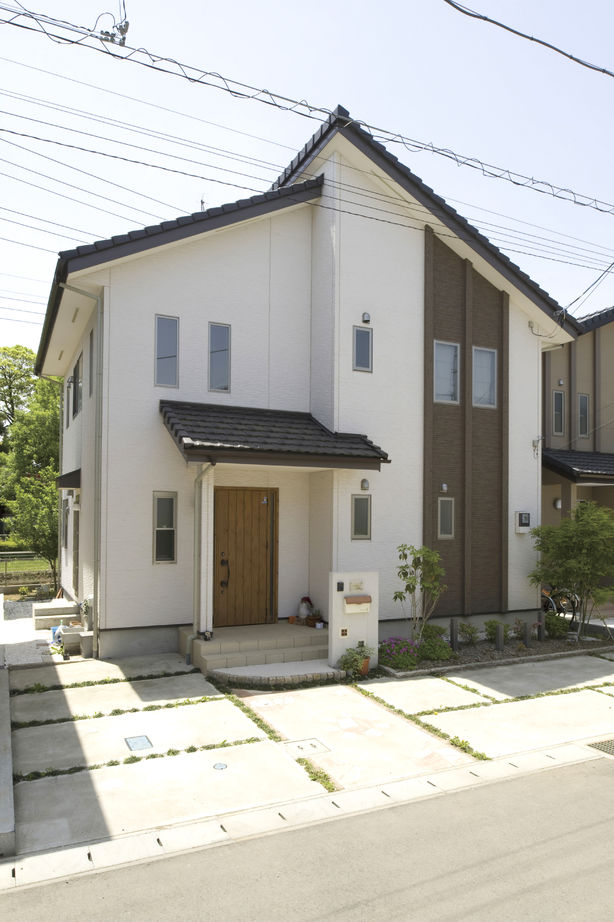 間中工務店 【1000万円台・間取図有】光あふれる南向きリビングで子どもの成長を健やかに育むの建築実例画像7