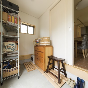 間中工務店 【2000万円台】女性目線の細やかな提案が決め手。健康にこだわった無垢材に包まれた心地いい家の建築実例画像5