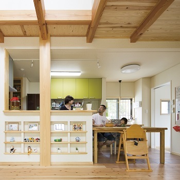 間中工務店 【2000万円台】女性目線の細やかな提案が決め手。健康にこだわった無垢材に包まれた心地いい家の建築実例画像7