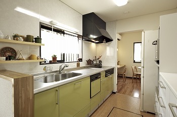 間中工務店 【平屋・2000万円台】光と風が優しく子どもを包みこみ育む。暮らしやすく家族が繋がる、心がなごむ平屋の住まいの建築実例画像7