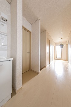 間中工務店 【2000万円台・間取図有】子どもの成長やライフスタイルの変化も見越した設計。毎日の暮らしがラクで将来も安心の住まいの建築実例画像8