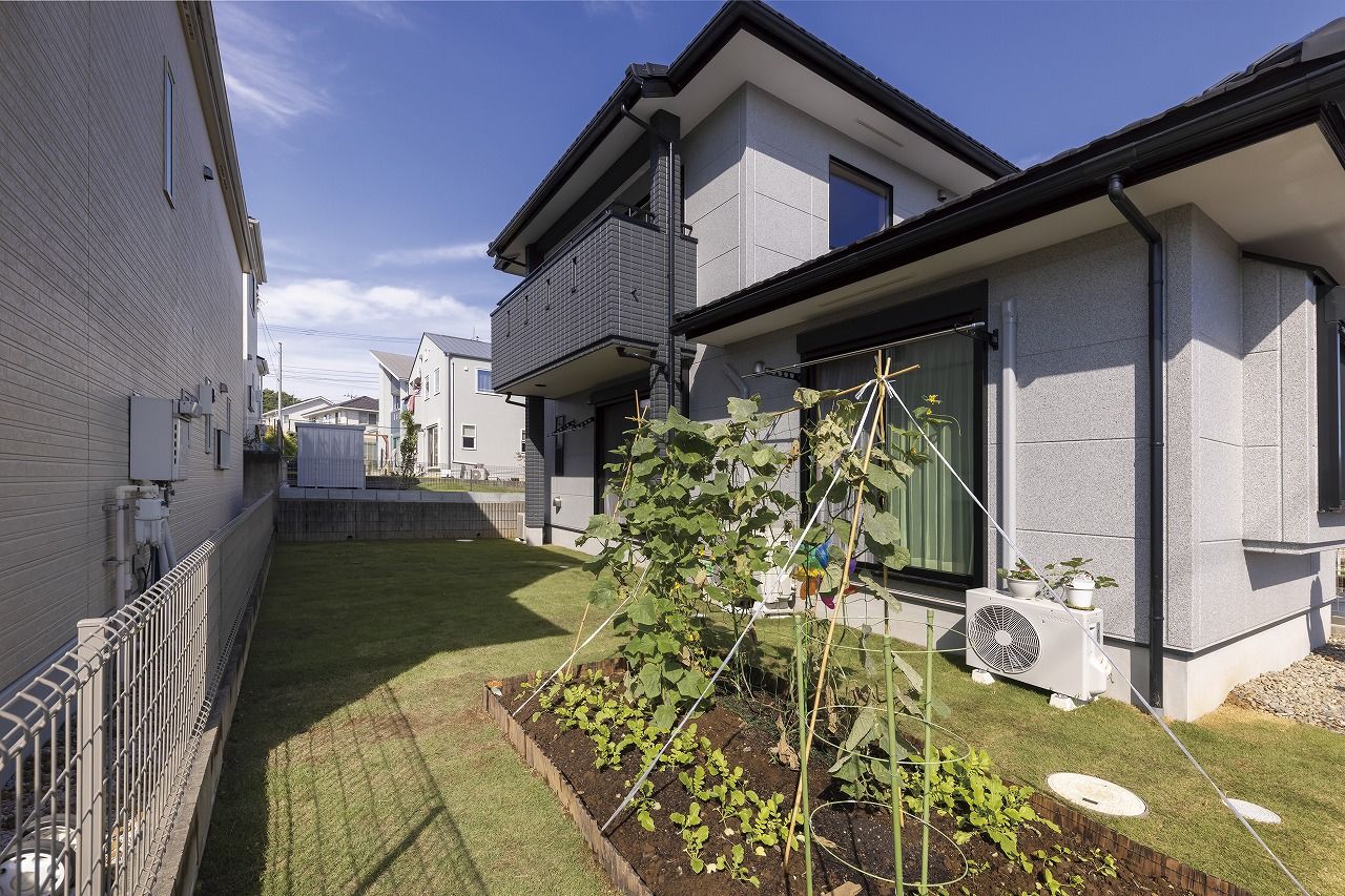 間中工務店 吹き抜けに渡した迫力ある梁が印象的！木の温もり溢れる、先を見据えた子育てしやすい住まいの建築実例画像4