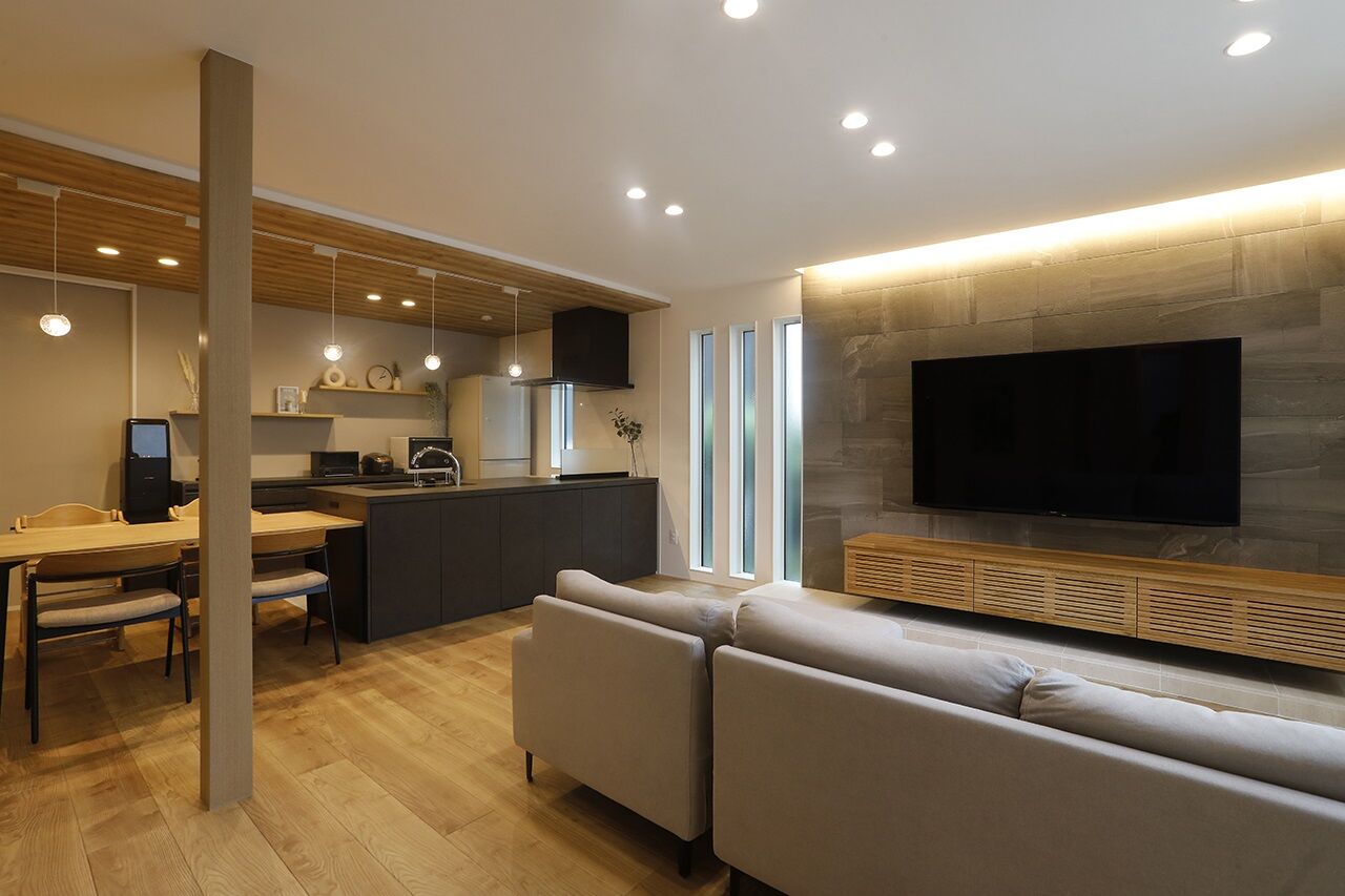 アントール 【2500万円～2999万円／収納充実／家事動線】デザイン性や美しい内装に惹かれ、お洒落な住まいをカタチにの建築実例画像2