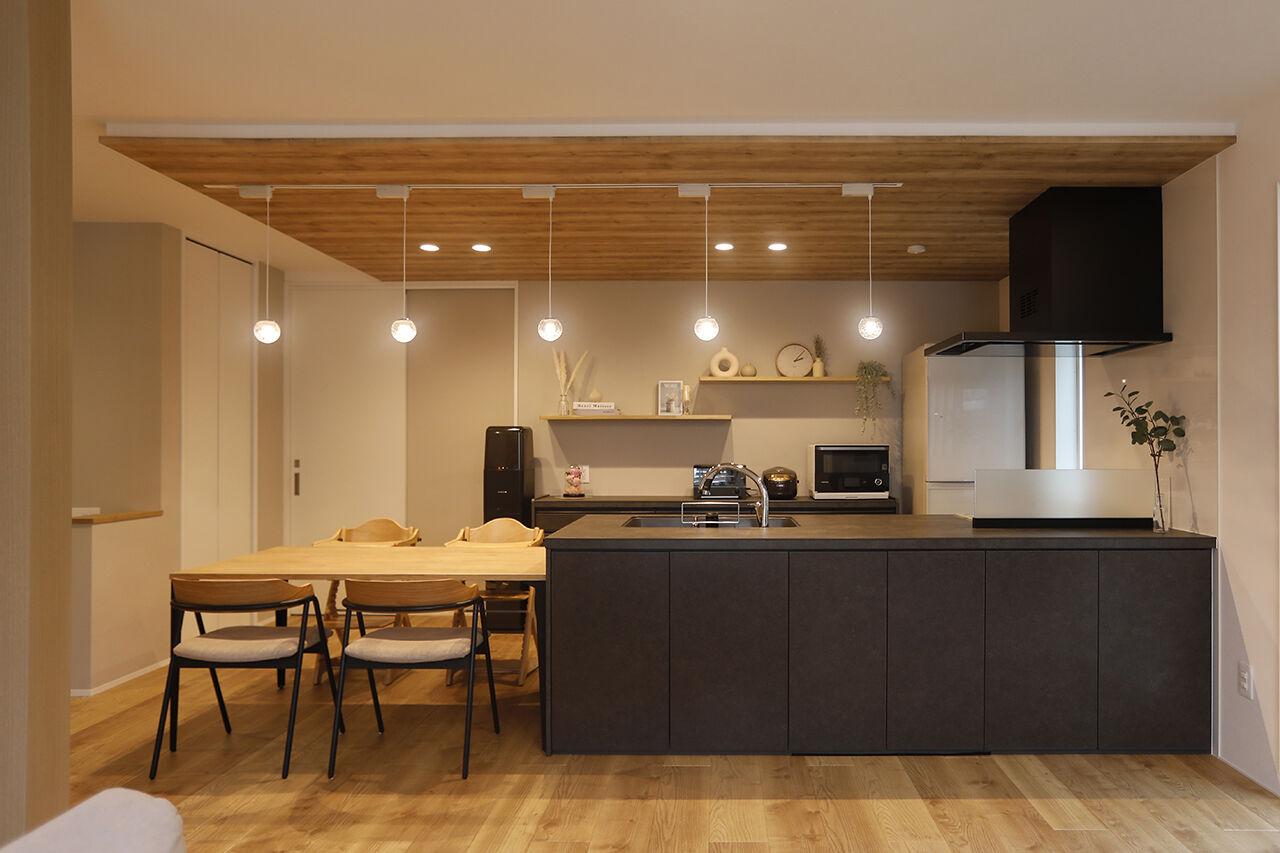 アントール 【2500万円～2999万円／収納充実／家事動線】デザイン性や美しい内装に惹かれ、お洒落な住まいをカタチにの建築実例画像3