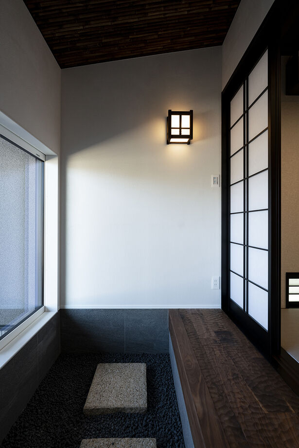 アントール 【ビルトインガレージ／中庭／収納充実／動線】ホテルライクな上質空間と中庭のある暮らしを楽しむの建築実例画像10