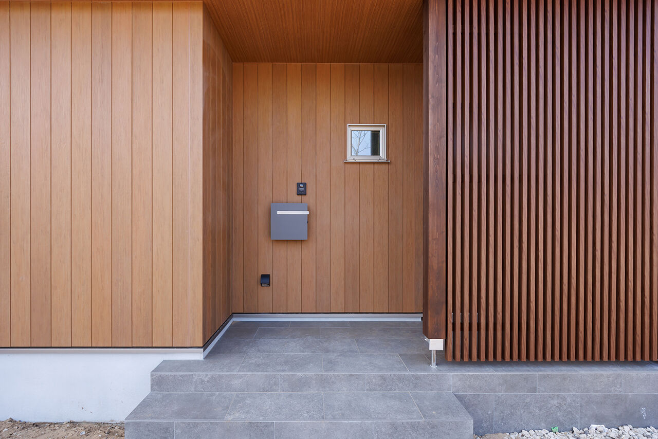 アントール 【2500万円～2999万円／和モダン／間取図】格子天井のリビングは、高級感と特別感が漂う空間の建築実例画像10