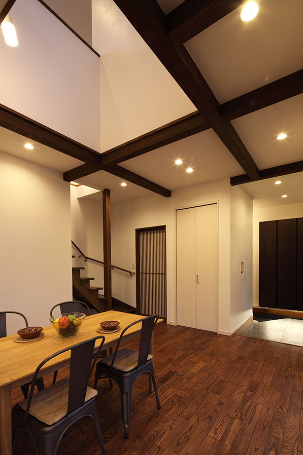 木のすまい工房 【2000万円台｜30坪｜和モダン】自然素材で創った古民家のような30坪和モダンの住まい＜間取り図有＞の建築実例画像4