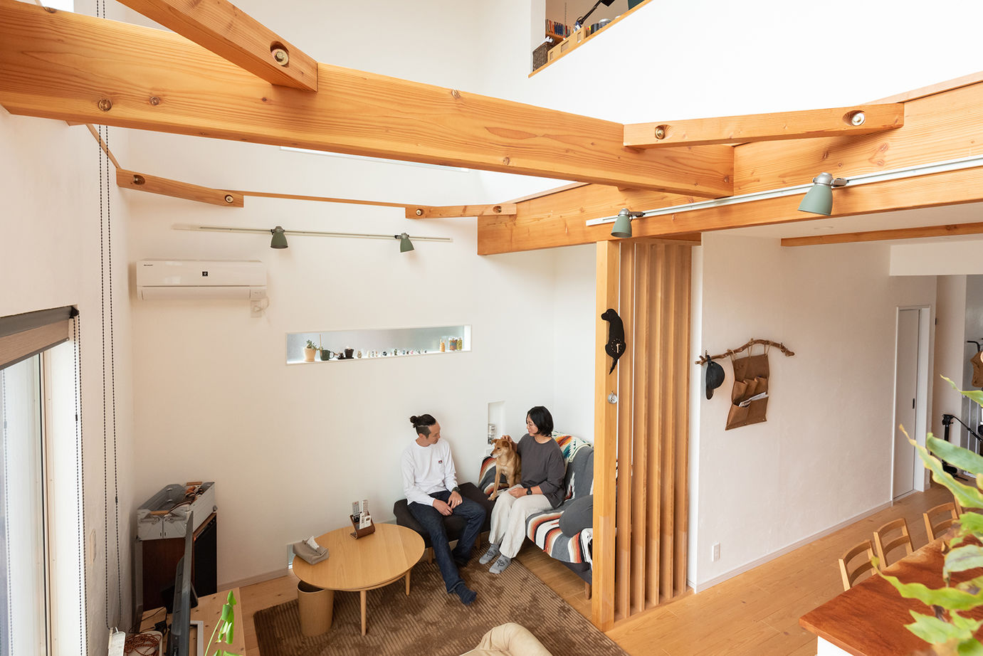 木のすまい工房 【2000万円台｜約30坪｜ビルトインガレージ】吹き抜けが心地よい、ペットと暮らすカフェ風の家＜間取図有＞の建築実例画像12