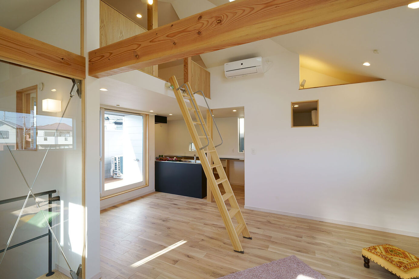 木のすまい工房 【2000万円台／狭小／ロフト／2階リビング／間取図】「22坪でも大丈夫!」。広さを感じ明るく開放的な木の家の建築実例画像3