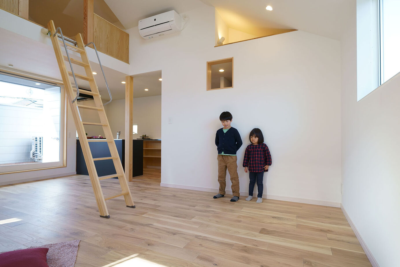 木のすまい工房 【2000万円台／狭小／ロフト／2階リビング／間取図】「22坪でも大丈夫!」。広さを感じ明るく開放的な木の家の建築実例画像10