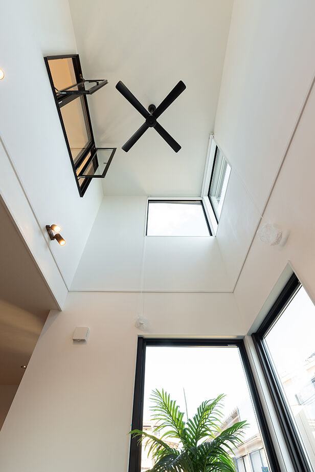 木のすまい工房 【5000万円台／ビルトインガレージ／インナーテラス／間取図】完全自由設計で叶えた3階建て二世帯住宅の建築実例画像9