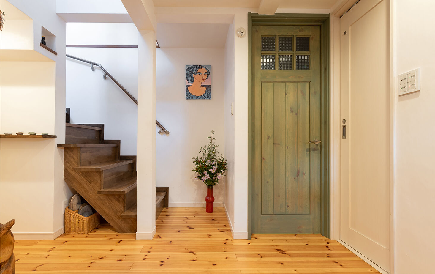 木のすまい工房 【3000万円台／狭小／3階建て／ビルトインガレージ／間取図】2階リビングはもちろん、家中を光が回るすまいの建築実例画像