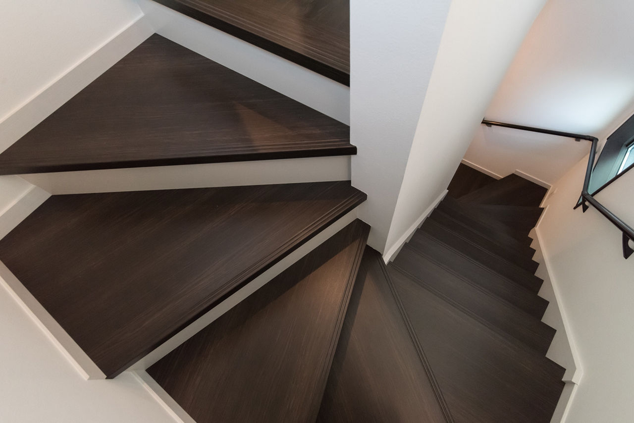 洛斗コーポレーション 【狭小地/3階建て/防音室】限られたスペースを活用し、音楽など趣味を楽しめるシックモダンな家づくりの建築実例画像9