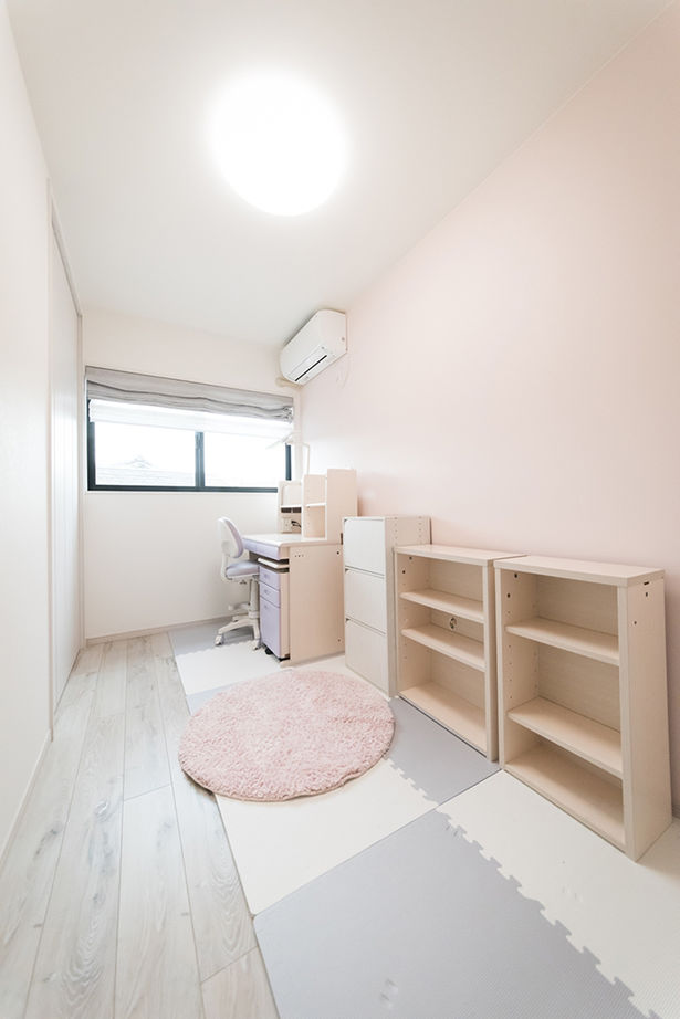 洛斗コーポレーション 【6人家族/子育て/家事ラク】暮らしやすい間取りや収納の工夫と、洗練されたデザインを両立させた住まいの建築実例画像8